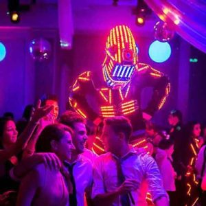 Robot led para fiestas en Uruguay